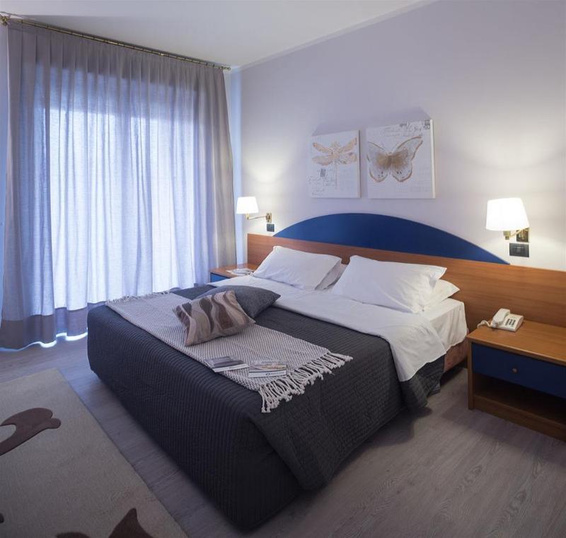 Roero Park Hotel Sommariva Perno 외부 사진