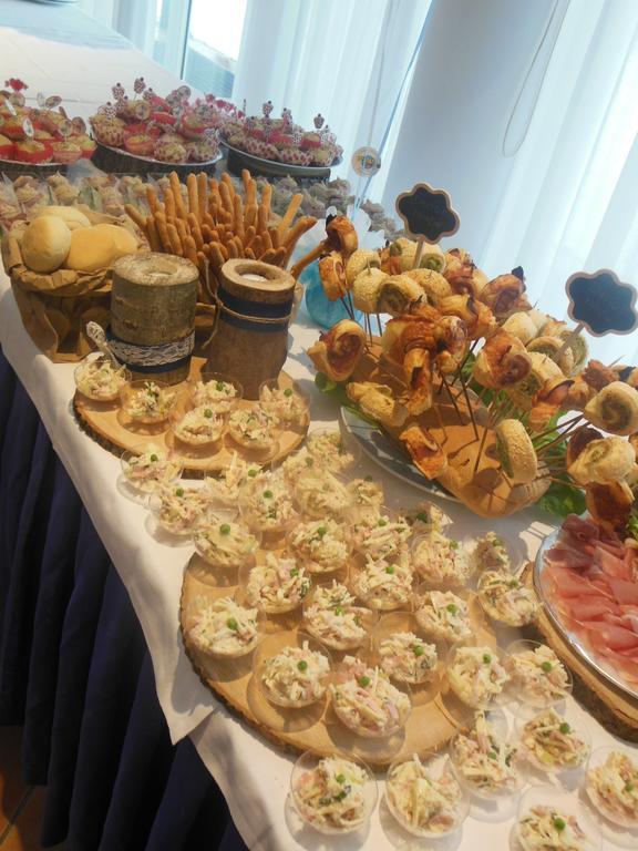 Roero Park Hotel Sommariva Perno 외부 사진