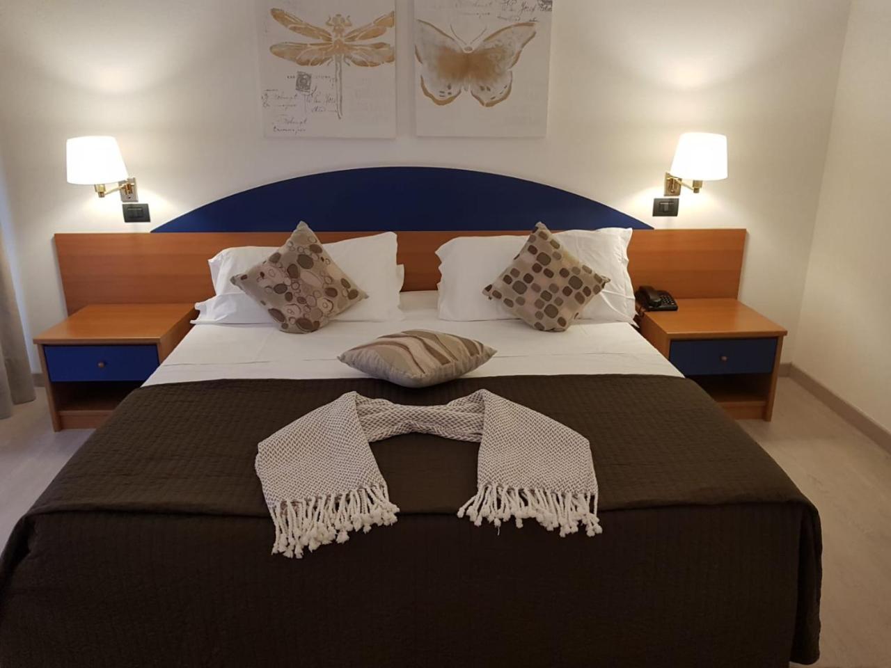 Roero Park Hotel Sommariva Perno 외부 사진
